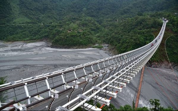 「山川琉璃吊橋」Blog遊記的精采圖片